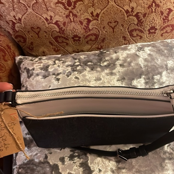 Kate Spade Crossbody - Picture 7 of 9